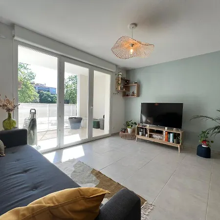 La Louisiane: Lumineux T3 - Proche Metro Apartment