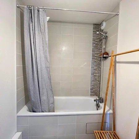La Louisiane: Lumineux T3 - Proche Metro Apartment *